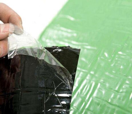 Yüksek sıcaklığa dayanıklılık ve kalıntı olmadan kolay soyulma için 0,012 mm-0,15 mm kalınlığında silikon kaplı PET serbest bırakma filmi